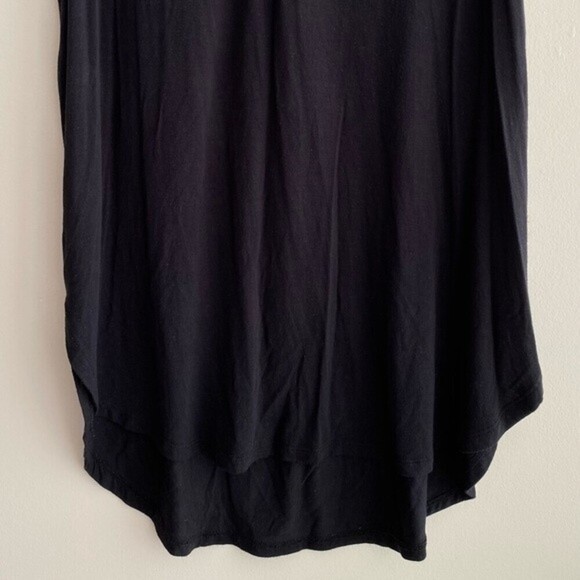 Mossimo Black V-Neck Tank Top with Leather Cutouts, Pleather Lattice, Size Med - Picture 8 of 13